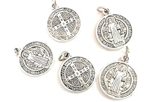 DE BUSSY 5 Medaglie San Benedetto metallo bagno argento. È una delle medaglie più antiche della cristianità, e coloro che la portano credono che abbia potere contro il Male., bagno d'argento, Nessuna pietra