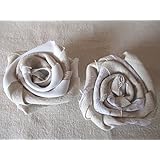2 Shabby-Chic Rosen, Stoffrosen, beige und weiß, Landhaus