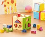 Playtastic Spannender Steckspiel-Würfel aus Echtholz - 2