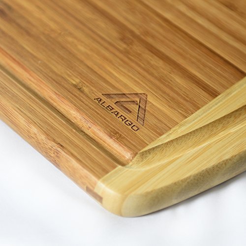 ALBARGO – Bio Bambus Schneidebrett – natürlich & messerschonend | Holzschneidebrett Brotschneidebrett Abdeckplatte Küchenbrett Servierbrett Schneideunterlage Nudelbrett Tranchierbrett mit Saftrille - 4