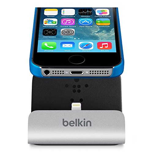 Belkin Mixit - Base dock de carga y sincronizaci  n  para iPhone  compatible con iPhone 8 8  y iPhone X  acabado de aluminio  cable USB de 1 2 m integrado   plateado