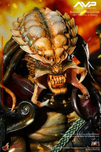 Alien Vs Predator Samurai Predator 1:6 Scale Figure By Hot Toys