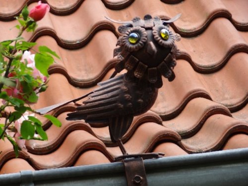 Hedwig, die Eule im Kupfer Look, Dachrinnen Vogel f. Zaun, Geländer, Dachrinne