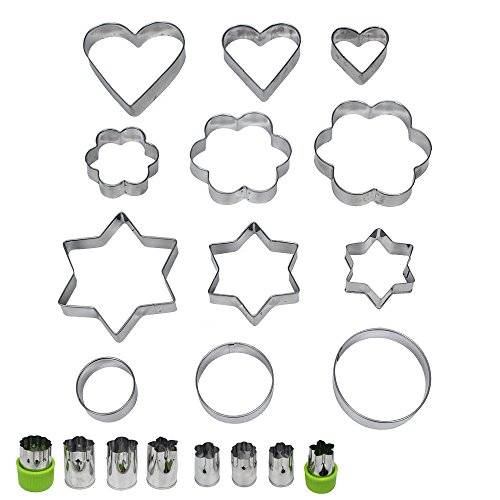 20pcs stainless steel molds, 12pcs metal cookie knives, 3pcs star shapes, 3pcs flower-shaped, 3pcs in round shapes, heart-shaped 3pcs (different sizes), as well as 8pcs of vegetable knives for decoration of food