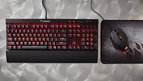 Corsair K70 LUX - Teclado mec  nico Gaming  Retroiluminaci  n LED roja  QWERTY Espa  ol   Azul  Cherry MX Blue   -  QWERTY espa  ol 