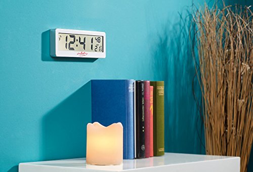 infactory Kompakte Funkuhr mit riesigem XXL LCD-Display - 2