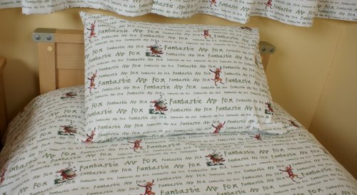 Roald Dahl - Fantastic Mr Fox - Writing - Cot Bed / Junior Duvet Cover & Pillowcase - Cotton - UK Made