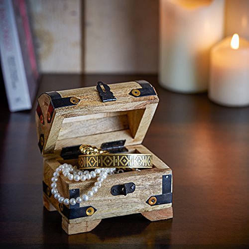 Kleine Holztruhe (Holzkiste) als Schatztruhe – mit Gravur zur Hochzeit – Unser Hochzeitsschatz – Schmuckkästchen, Aufbewahrungsbox, Bauernkasse oder Spardose – helles Holz- 10 cm x 7 cm x 8,5 cm - 4
