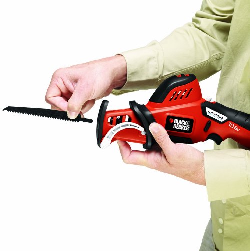 Black+Decker 10.8V 1.3Ah Li-Ion Ultra-Kompakt Akku-Astsäge, rotierende Astklemme, Äste mit 7.5cm Durchmesser, Universal-Sägeblattaufnahme, inkl. 3 Sägeblätter, GKC108, schwarz orange - 3