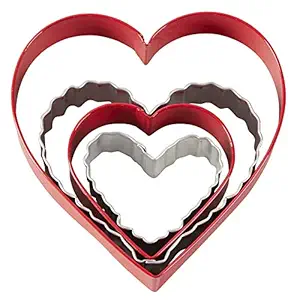 Wilton 2308-4441 Nesting Heart Cookie Cutters, Set of 4