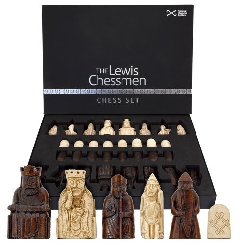 The Isle Of Lewis Chessmen The Official Set by National Museum Scotland