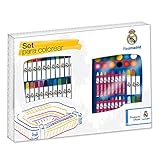 Está compuesto por 62 piezas Real Madrid Maletín de dibujo, 62 piezas, 48 x 35 cm (Copywritte 750462)