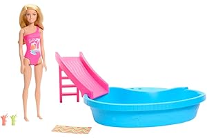 Barbie - Playset Piscina, con bambola bionda in costume rosa intero con stampa tropicale, include piscina, scivolo, telo e bevande, giocattolo per bambini, 3+ anni, HRJ74