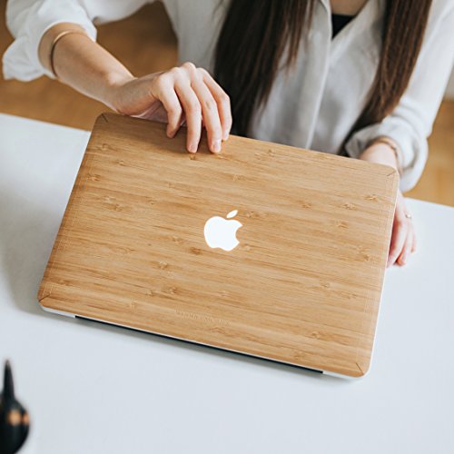 Woodcessories EcoSkin – MacBook 13 Air & Pro Cover, Schutz, aus echtem Holz, Apfellogo (FSC-zertifiziert – Bambus) - 5