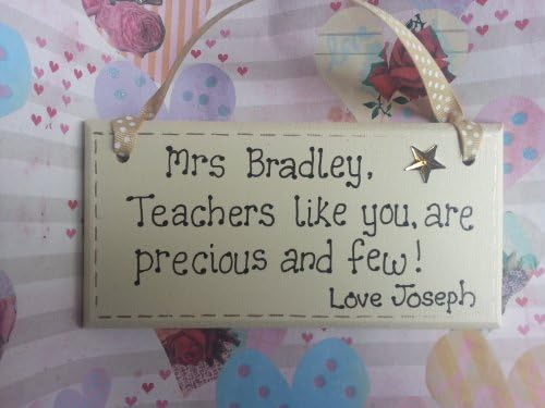 HANDMADE SHABBY CHIC CREAM WOODEN PERSONALISED BEST TEACHER GIFT PLAQUE SIGN