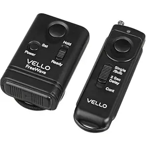 Vello Vello FreeWave Wireless Remote Shutter Release (Canon Sub-Mini Connection) - Canon EOS: Elan Series, Digital Rebel (300D), XT (350D), XTi (400D), XSi (450D), T1i (500D), T2i (550D), T3 (1100D),