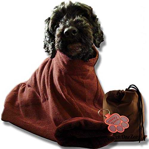 Preisvergleich Produktbild PoochOneZee der schnell trocken Beutel fuer Hunde - Das super saugfaehige mikrofaser Haustier Handtuch mit Reißverschluss und Hundepflege Mittel