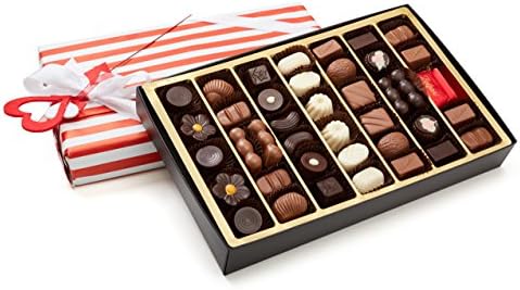 Bolzani Carlo Bakery, pralines made of selected dark, milk and white chocolate, with different fillings, pack of 16 pralines