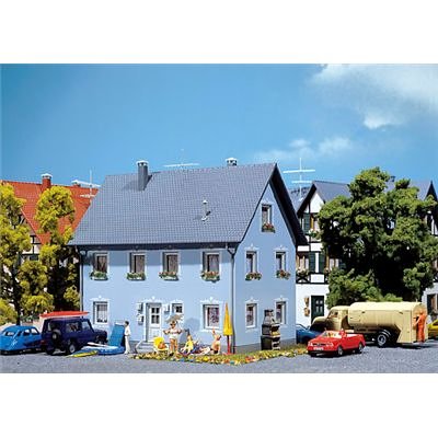 Preisvergleich Produktbild Faller 130248 - Zweifamilienhaus