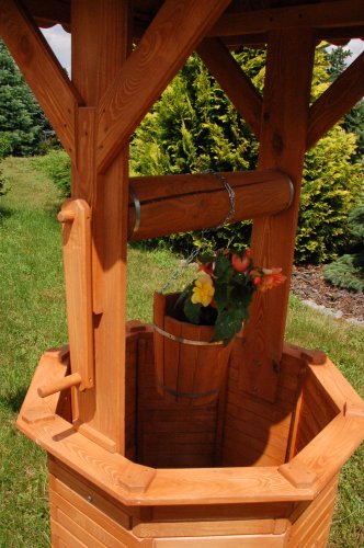 Zierbrunnen, Holzbrunnen, Gartenbrunnen, Brunnen 2,15 m, Dach 1,10×1,10m, imprägniert - 2