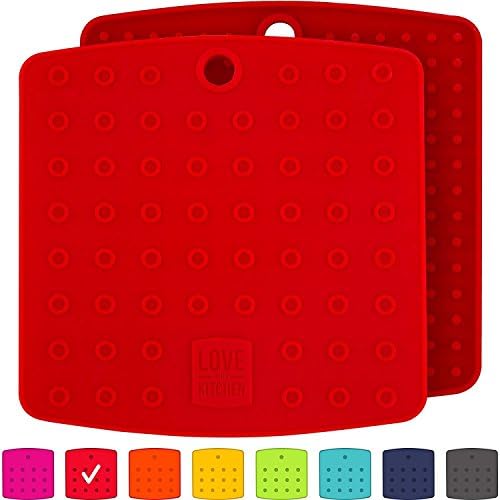 Premium Silicone Pot Holder, Trivets for Kitchen, Jar Gripper & More. Versatile Multipurpose Kitchen Mats & Pot Holders are Durable, Thick & Flexible, Heat Resistant (17,8 x17,8 cm, Coral Red, 1 Pair)