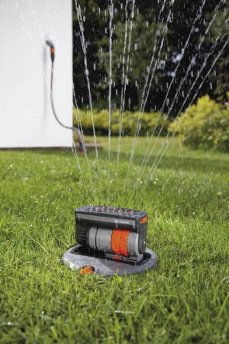 Gardena 8221-20 Viereckregner versenkbar OS 140 Komplett-Set (Beregnete Fläche 2 – 140 qm; Reichweite 2 – 15 m; Sprengbreite bis 15 m; Sprenglänge bis 9,5 m) kann fast Ebenerdig montiert werden - 2