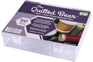 The Quilted Bear Scatola per 50 bobine di filo, impilabile, in plastica acrilica, con supporto per filo da cucito di varie dimensioni, ideale come contenitore per filo da cucito o organizer per cucito