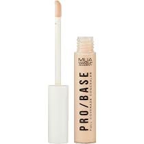 MUA PRO BASE Matte Foundation – 30 Ml, #110, Lang Anhaltend, Mit Vitamin E
