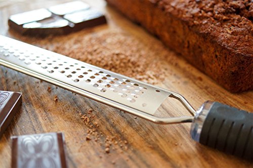 All-in-One premium Edelstahl-Reibe – perfekt für Parmesan, Käse, Muskat, Zitronen von Elle Republic | Zester, Hobel, Universalreibe - 4