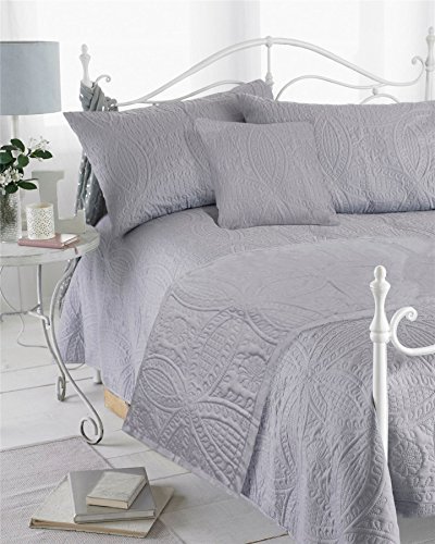 5 PIECE HOTEL QUALITY LUXURY MOSAIC ETCHED BEDSPREAD SHAMS RUNNER CUSHION SILVER GREY