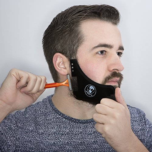 „The Beard Cape Company“ bietet einen Schablonenkamm für schicke Rasuren und ein außergewöhnliches Styling - 6