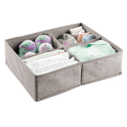 mDesign Baby Organizer - große Stoffbox mit vier Fächern für Windeln, Kuscheltiere, Babykleidung & Kinderklamotten - Stoffkiste für Schrank, Schublade, Kommode ideal zur Spielzeug Aufbewahrung - grau
