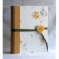 Album 23x30 con 50 pagine per 100 oppure 200 foto pelle e carta con fiori artigianale bottone cuore Giallo