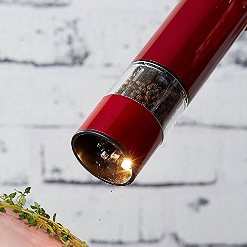Andrew James – Elektrisches Salz- Und Pfeffermühlen Set Aus Edelstahl In Rot Metallic - 3