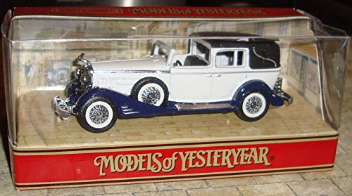 Matchbox Models of Yesteryear Y-34B 1933 Cadillac 452 V16 White with Blue 1:45 Scale Diecast