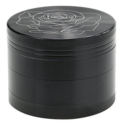 DCOU neue Design Premium Krautmühle mit Siebgrinder bruchfester Aluminium Tabak Mahler Crusher Gewürze mit Blumen auf dem Deckel Magnetisch Ø63mm 4-teilig Schwarz - 2