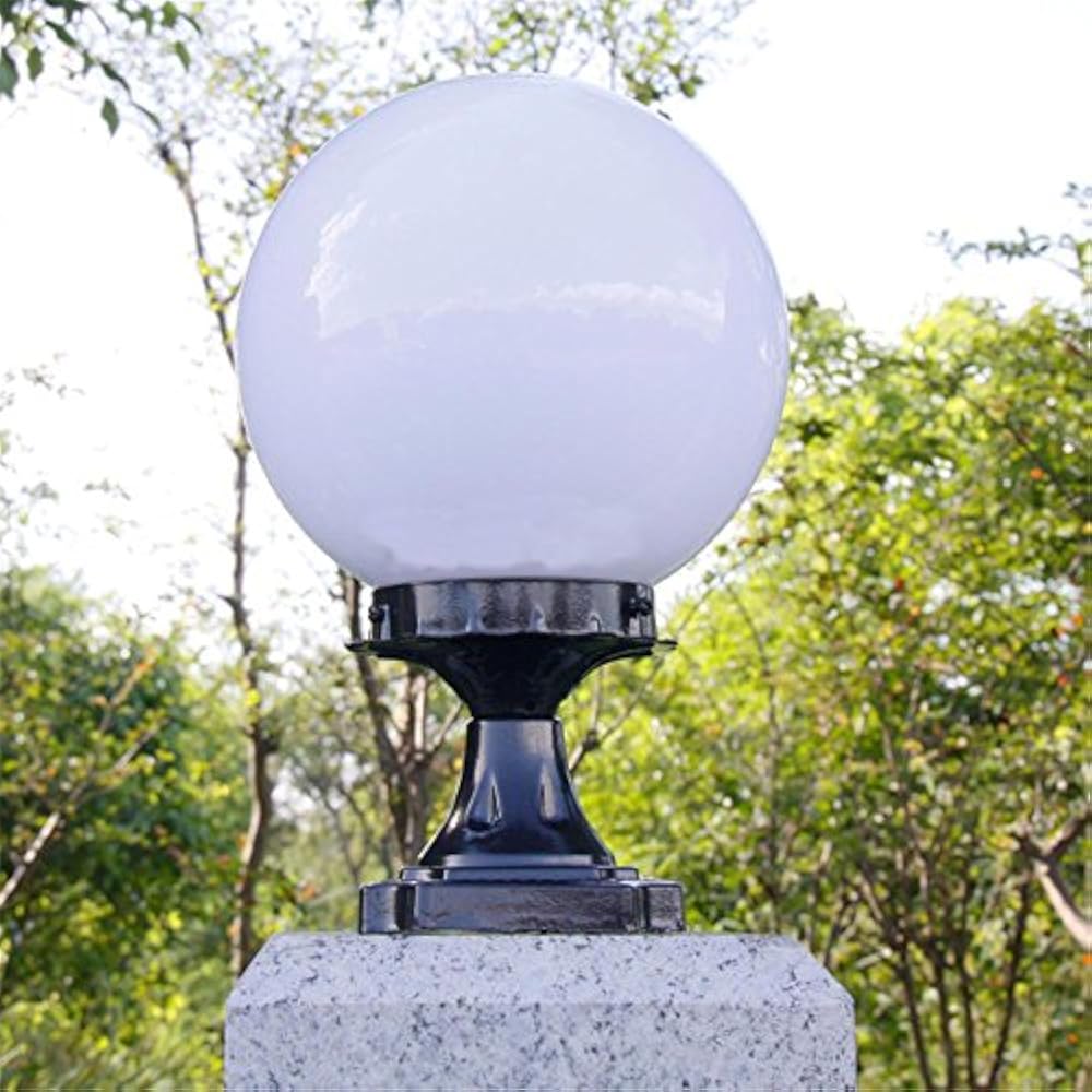 Уличные светильники шары. Уличный светильник. Светильник уличный шар на столб. Galad садово-парковый светильник шар. Светильник уличный шар на столб.