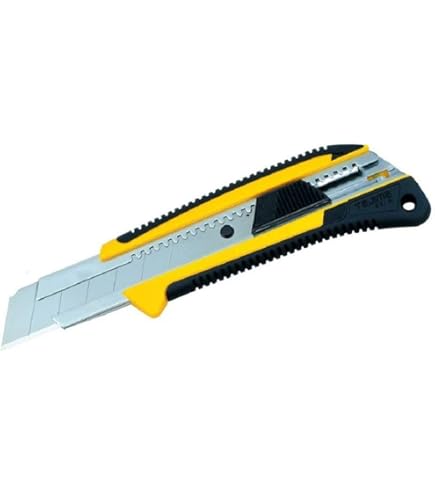 Cutter taglierino Tajima LC303 (9mm