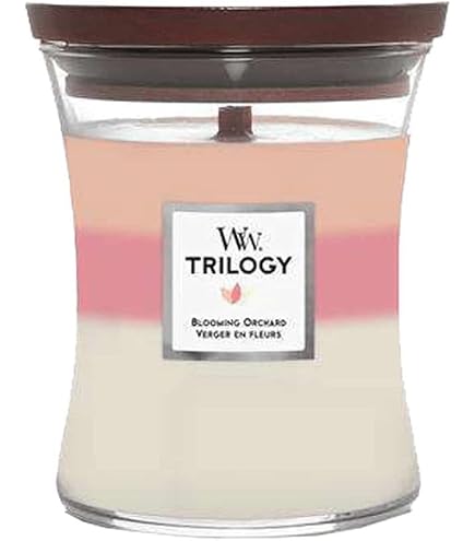 WoodWick Candela Profumata Medium Trilogy Evening Luxe - Stoppino In Legno - Fragranze: Hinoki Dahlia, Lavender Spa, White Teak