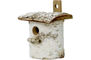 Nichoir en bois de bouleau comme nichoir naturel pour les petites espèces d'oiseaux avec trou d'entrée de 32 mm de diamètre. Damian-Wiklina