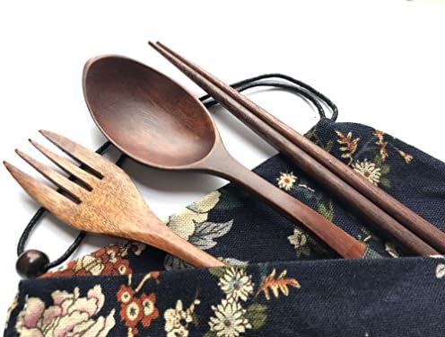 Natural Wooden dishware set Japanese style portable cutlery set with cloth bag for (TC1703)