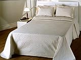Disponible en varias medidas: cama de 90, 105, 135 y 150 cm.