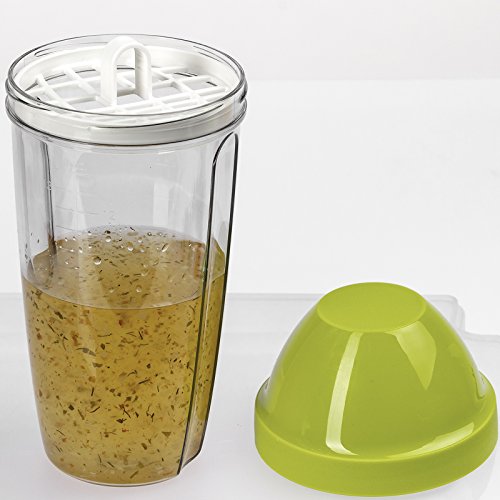 Westmark Mix- und Schüttelbecher, Shaker mit herausnehmbarer Mixscheibe, Füllvolumen: 0,5 Liter, Kunststoff, Maxi, Grün/Transparent, 3090227A - 2