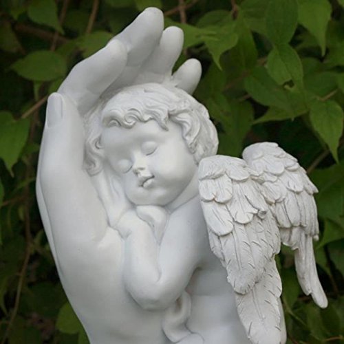 Grabengel Figur in schützender Hand. Höhe 24cm - 2