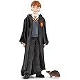 schleich 42634 Ron Weasley and Scabbers, from 6 years WIZARDING WORLD - Figurine, 4 x 2 x 10 cm