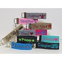 Schlüsselanhänger mit Namen oder Spruch - individuell bestickt - Filzanhänger- Geschenk - Glücksbringer