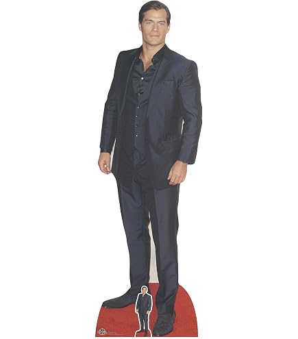 Star Cutouts Sagoma Di Cartone Henry Cavill – Grandezza Naturale, Con Abito Nero, Cavalletto Incluso