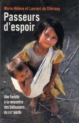 couverture de : Une famille &agrave; la rencontre des b&acirc;tisseurs du XXIe si&egrave;cle