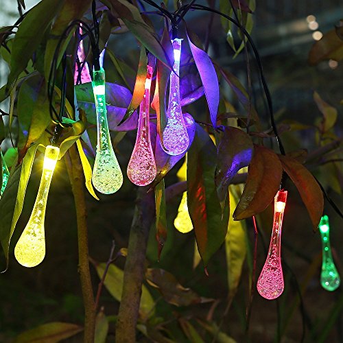 Goodia 4,8 Meter 20er LED Crystal Blase Teardrop Covers Mischfarben Solar Garten Lichterkette Innen- und Außenbereich [Energieklasse A] - 3