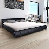 estructura cama matrimonio Esta cama de cuero artificial de estructura fuerte con un diseño ondulado, será un verdadero punto de atracción en cualquier dormitorio o habitación de invitados.